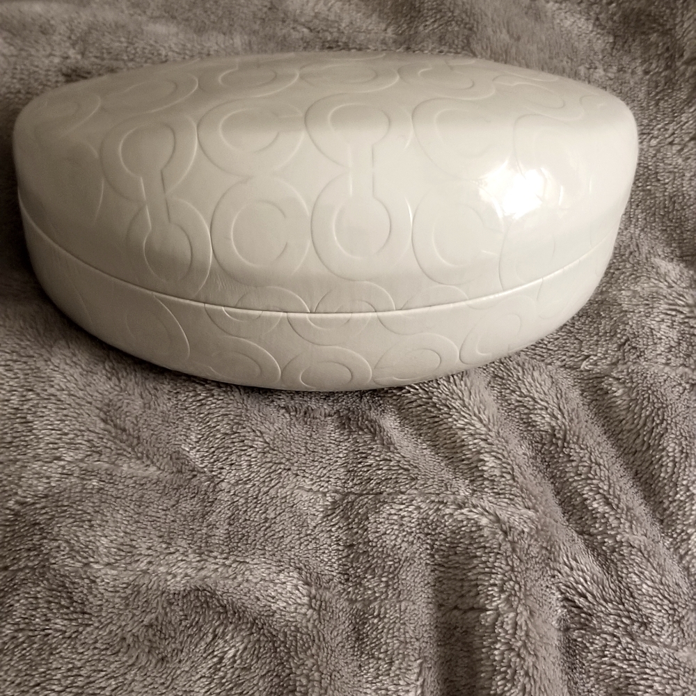 Coach sundry case